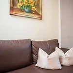 Апартаменты Gaestehaus Herb